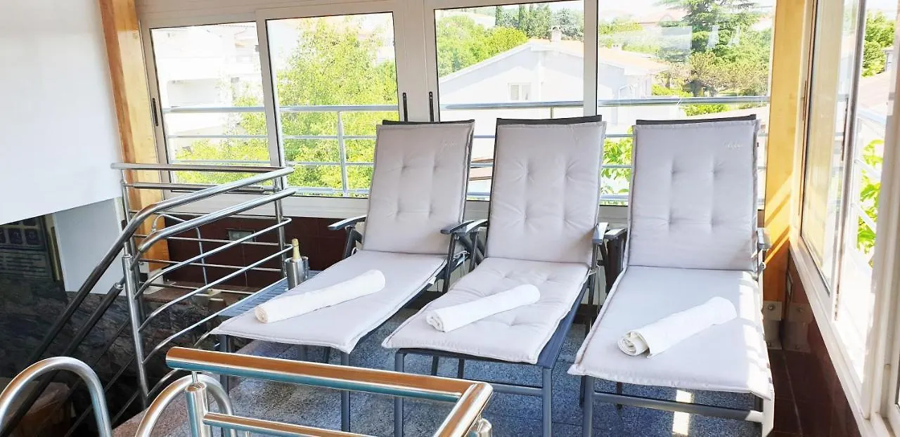 Apartment Villa Ana Selce